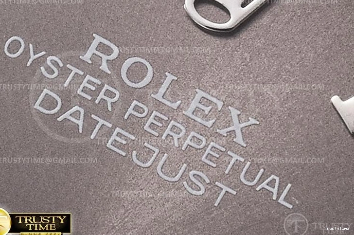 0313 RMDJ0252B – DJ Midsize 31mm Classic 821